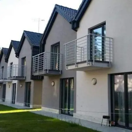 Domek,apartament Z Ogrodkiem 5 Min Od Plazy