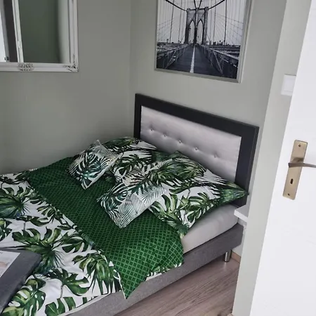 Domek,apartament Z Ogrodkiem 5 Min Od Plazy بيت للعطل *