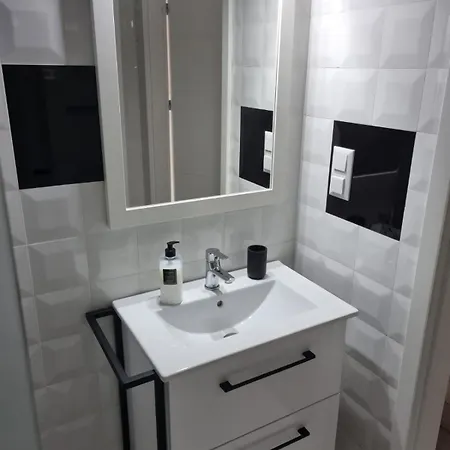 بيت للعطل Domek,apartament Z Ogrodkiem 5 Min Od Plazy